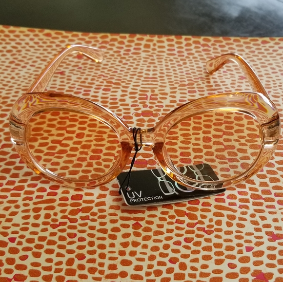 Transparent Color Sunglasses - Picture 8 of 8